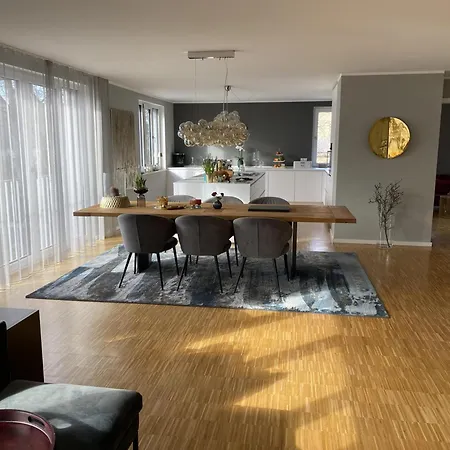 Beautiful 3-bed In アパート ミュンヘン